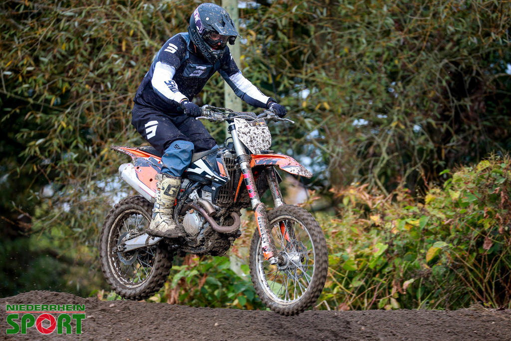 OpenTrack2024_Sonntag_Hobbyfahrer_062 | Bildergalerie von Sport-Ereignissen aber auch von weiteren spannenden Dingen - nicht nur vom Niederrhein. In Anlehnung an den bekannten Spruch von Hanns Dieter Hüsch heißt das Motto: "Niederrhein ist überall".  - Realisiert mit Pictrs.com