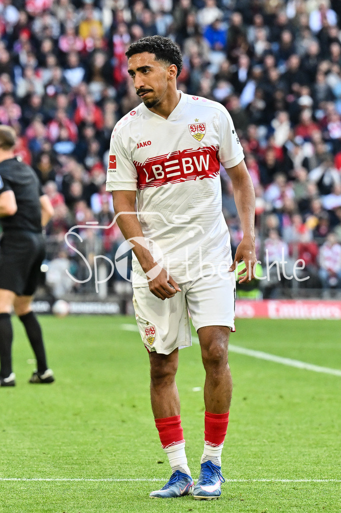 FC Bayern München - VfB Stuttgart | MUNICH, GERMANY - 19. APRIL: Tiago TOMAS (VfB Stuttgart 8) during the Bundesliga Match between FC Bayern Munich vs. VfB Stuttgart at Matchday 30 at Allianz Arena / DFL REGULATIONS PROHIBIT ANY USE OF PHOTOGRAPHS AS IMAGE SEQUENCES AND/OR QUASI-VIDEO
