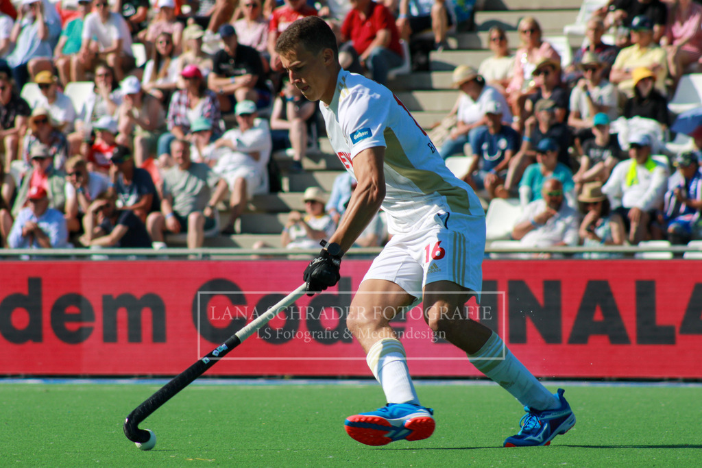 DM23 Finale Herren Mannheimer HC -  Rot-Weiß Köln 04.06.23-110 | lanaschraderfotografie - Realisiert mit Pictrs.com