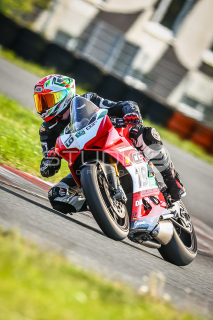 0019-260504OSL-019_19 | Deine Full-Service-Agentur für ✔️Videoproduktionen und ✔️Motorsportfotografie Jetzt Angebot anfragen!