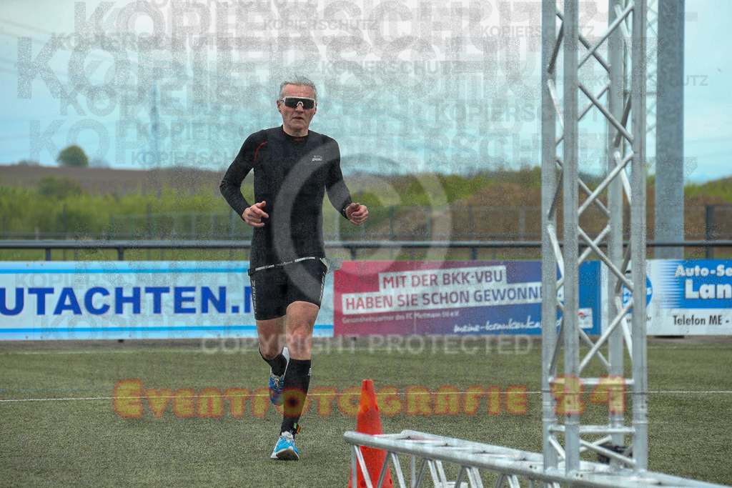 240421_1046_EX1_0790 | Sportfotografie im Rhein-Sieg Kreis, Köln, Bonn, NRW, Rheinland Pfalz, Hessen, etc. Unser Tätigkeitsfeld umfasst den Laufsport vom Volkslauf über den Marathon, Duathlon, Triathon bis zum Ultralauf wie Kölnpfad Ultra oder Schindertrail.