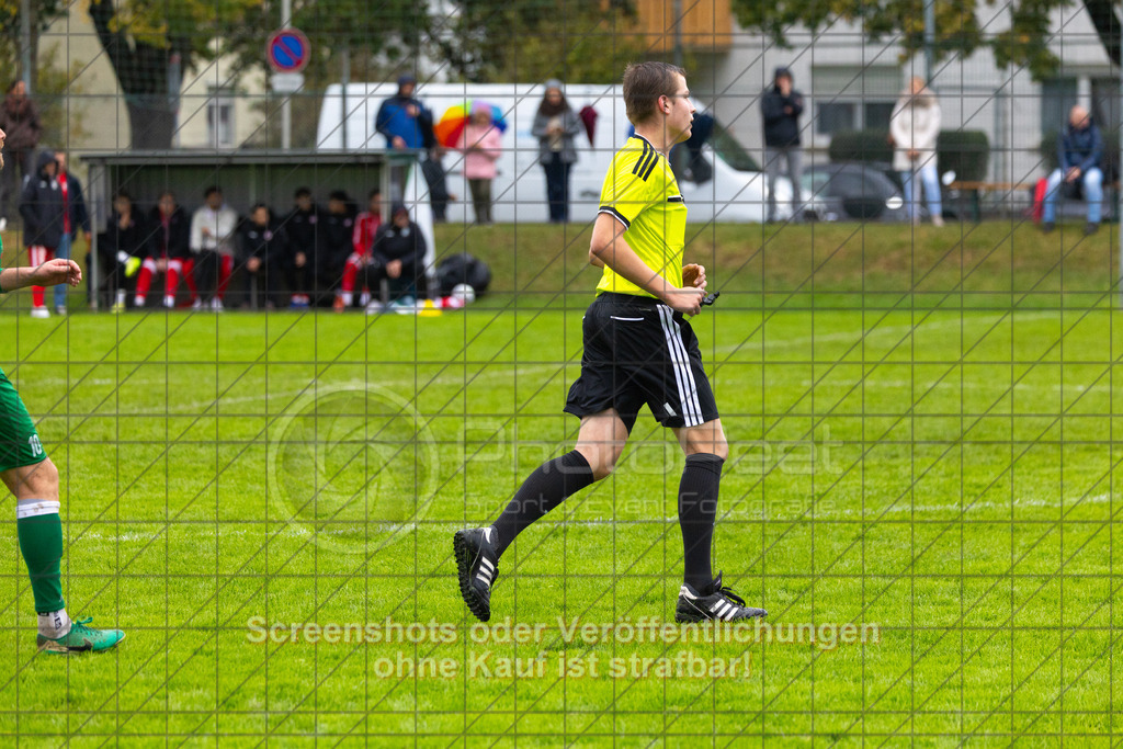 20261011_153432_0191_(c)_by_PhotoPeet | #,KSG Eislingen (grün) vs. 1.FC Donzdorf (rot), Fußball, Bezirksliga - Bezirk Neckar/Fils, 07. Spieltag, Saison 2026/2027, Rasensportplatz, Albstraße 69, 73054 Eislingen, 11.10.2026 - 15:00 Uhr,Foto: PhotoPeet / Sport- &amp; Eventfotografie / Peter Harich