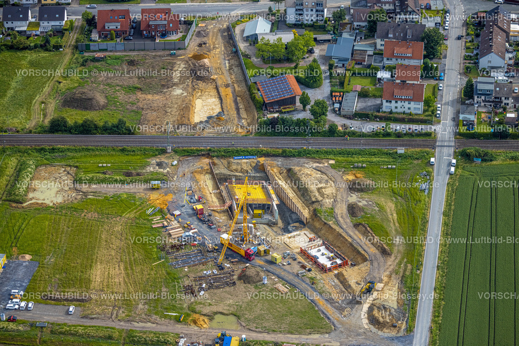 Hamm220602279 | Luftbild, geplanter Haltepunkt in Westtünnen, Baustelle am Südfeldweg und Von-Thünen-Straße für den künftigen Bahnhaltepunkt, Rhynern, Hamm, Ruhrgebiet, Nordrhein-Westfalen, Deutschland