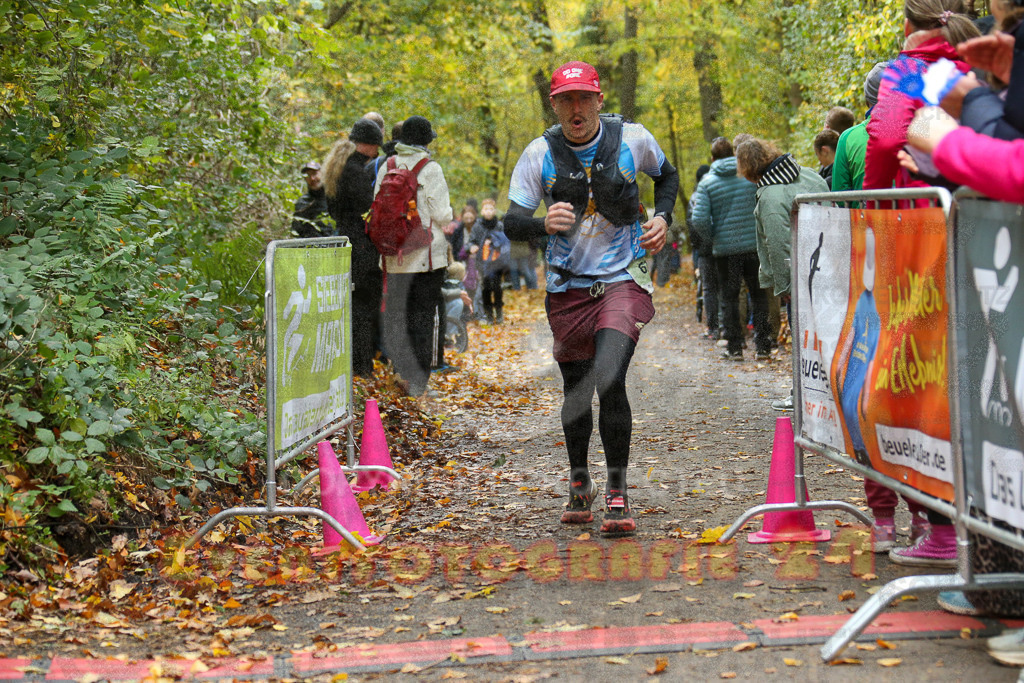 251026_1256_EX1_1970 | Sportfotografie im Rhein-Sieg Kreis, Köln, Bonn, NRW, Rheinland Pfalz, Hessen, etc. Unser Tätigkeitsfeld umfasst den Laufsport vom Volkslauf über den Marathon, Duathlon, Triathon bis zum Ultralauf wie Kölnpfad Ultra oder Schindertrail.