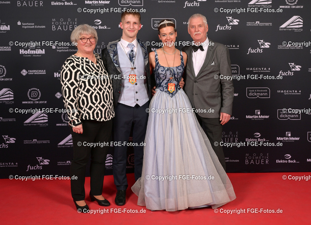 20250208-fge-hofball-0122 | Hofball der FGE am 08.02.2025 im Alten Stadttheater in Eichstätt. - Realisiert mit Pictrs.com