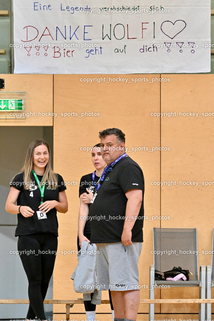 SC Ferlach vs. WAT Atzgersdorf | #4 Senitza Hemma SC Ferlach Damen,  Buchbauer Wolfgang Assistentcoach SC Ferlach Damen, Transparent Buchbauer, Buchbauer Anna Maria Betreuer SC Ferlach,  SC Ferlach vs. WAT Atzgersdorf, SC Ferlach vs. WAT Atzgersdorf am 12.05.2024 in Ferlach (Ballspielhalle Ferlach), Austria, (Photo by Bernd Stefan)