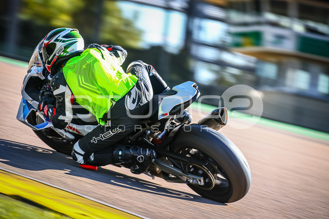 0978-250918SR-042_978 | Deine Full-Service-Agentur für ✔️Videoproduktionen und ✔️Motorsportfotografie Jetzt Angebot anfragen!