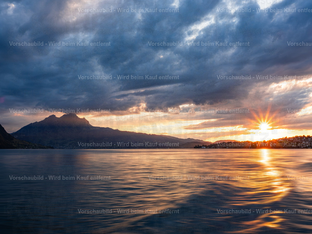P8220099-Edit | Stimmungsvolle Fotokunst aus Luzern. Erlebe den Pilatus, den See und die Stadt Luzern in exklusiven Aufnahmen in der Fotogalerie & Shop. - Realisiert mit Pictrs.com