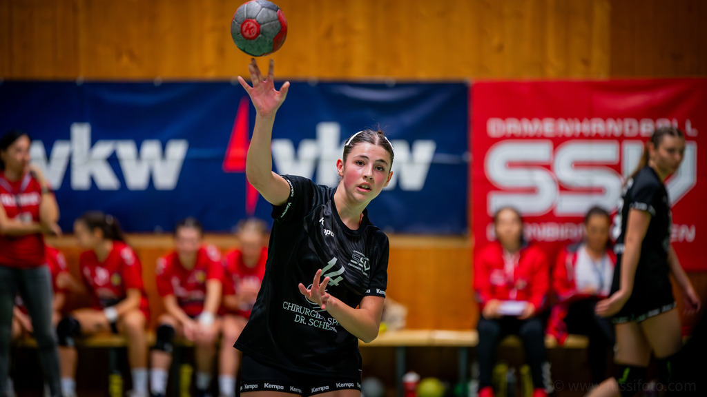 2024-09-28-ssv-st.pölten-U18-153 | "Fussifoto.com – Ihr Ansprechpartner für hochwertige Fotografie! Entdecken Sie kreative Bilder und professionelle Dienstleistungen. Kontaktieren Sie uns für Ihre Projekte!"