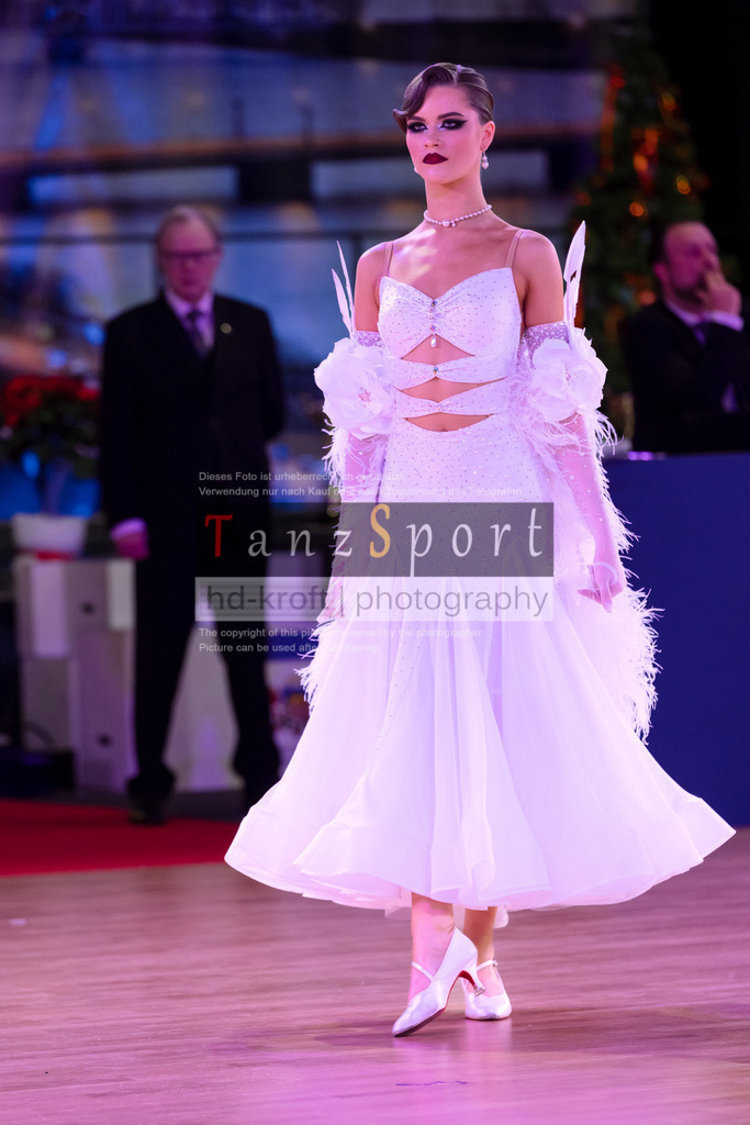 20241215_WDSF_Open_Youth_Std-Riga-9646 | Tanzsportbilder, Standardtanz, Lateintanz, WDSF, DTV, LTVB, dancecomp, goc, hessen tanzt, blaues band der spree, walzer, tango, wiener walzer, slowfox, quickstepp, samba, rumba, cha-cha-cha, paso doble. jive, hd-kroft photography, turniertanzsport