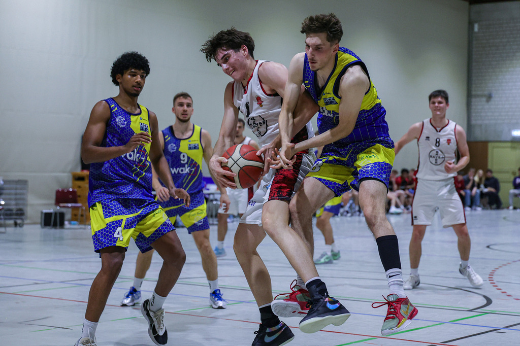 Regio BAYER GIANTS vs SV Haspe 70-100 | Fotos von Basketballspielen aus dem Raum NRW fotografiert von Gero Mueller-Laschet und Daniel Schaefer - Realisiert mit Pictrs.com