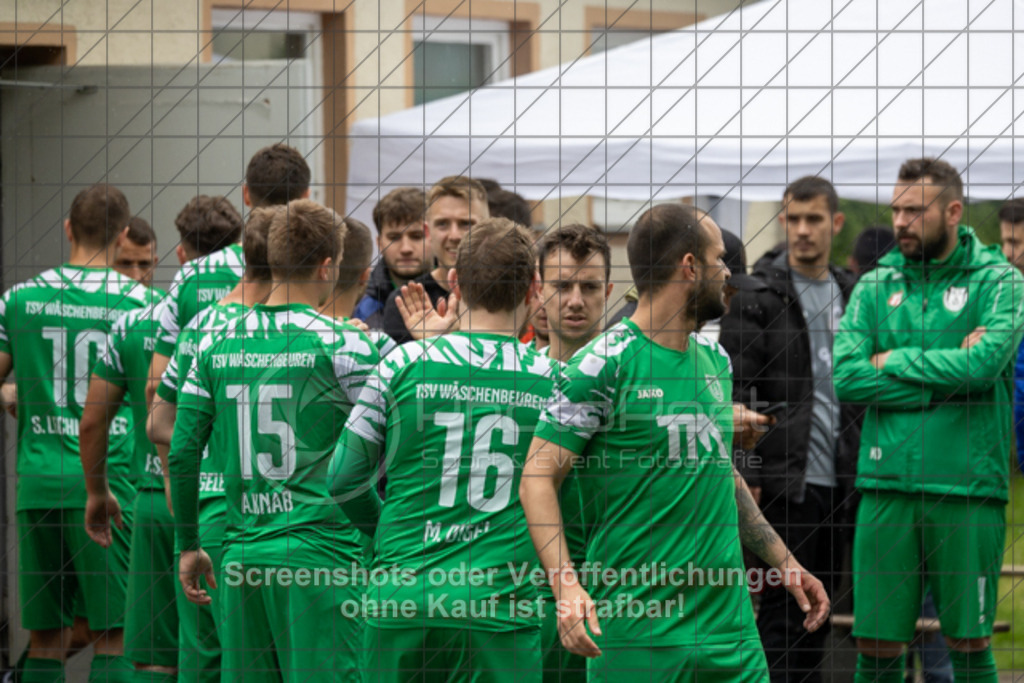20250504_150032_0012 | #,SSV Göppingen (schwarz) vs. TSV Wäschenbeuren (grün), Fussball, Kreisliga A3 - Bezirk Neckar/Fils, 25. Spieltag, Saison 2024/2025, Kunstrasensportplatz Nord, Hohenstaufenstr. 123, 73033 Göppingen, 04.05.2025 - 15:00 Uhr,Foto: PhotoPeet-Sportfotografie/Peter Harich