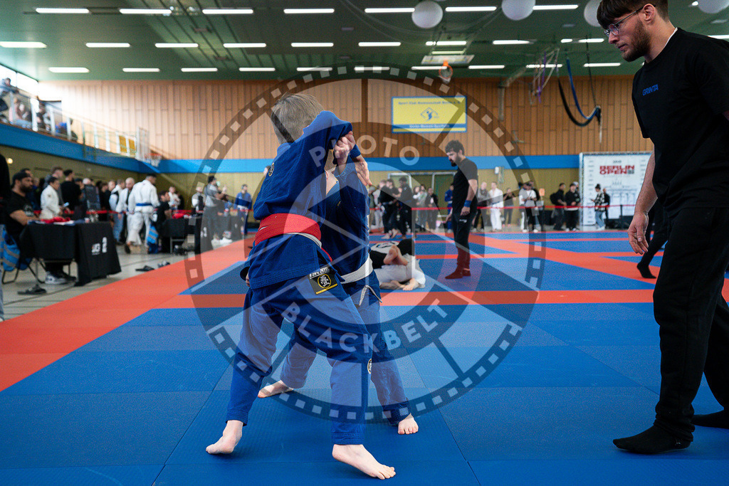 20250510PBB0046 | Athletes compete during the JJLG Berlin Open Jiu-Jitsu Championship on May 10, 2025 in Berlin, Germany. © Chiara Dazi / photoblackbelt
