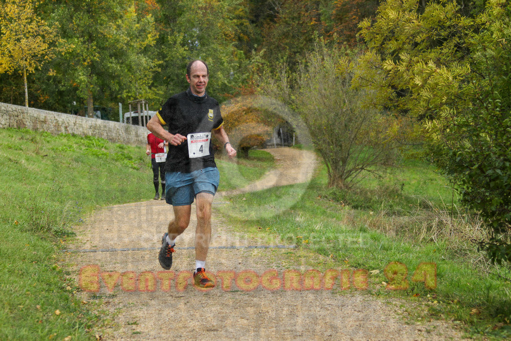 231029_1232_EV4_3848 | Sportfotografie im Rhein-Sieg Kreis, Köln, Bonn, NRW, Rheinland Pfalz, Hessen, etc. Unser Tätigkeitsfeld umfasst den Laufsport vom Volkslauf über den Marathon, Duathlon, Triathon bis zum Ultralauf wie Kölnpfad Ultra oder Schindertrail.