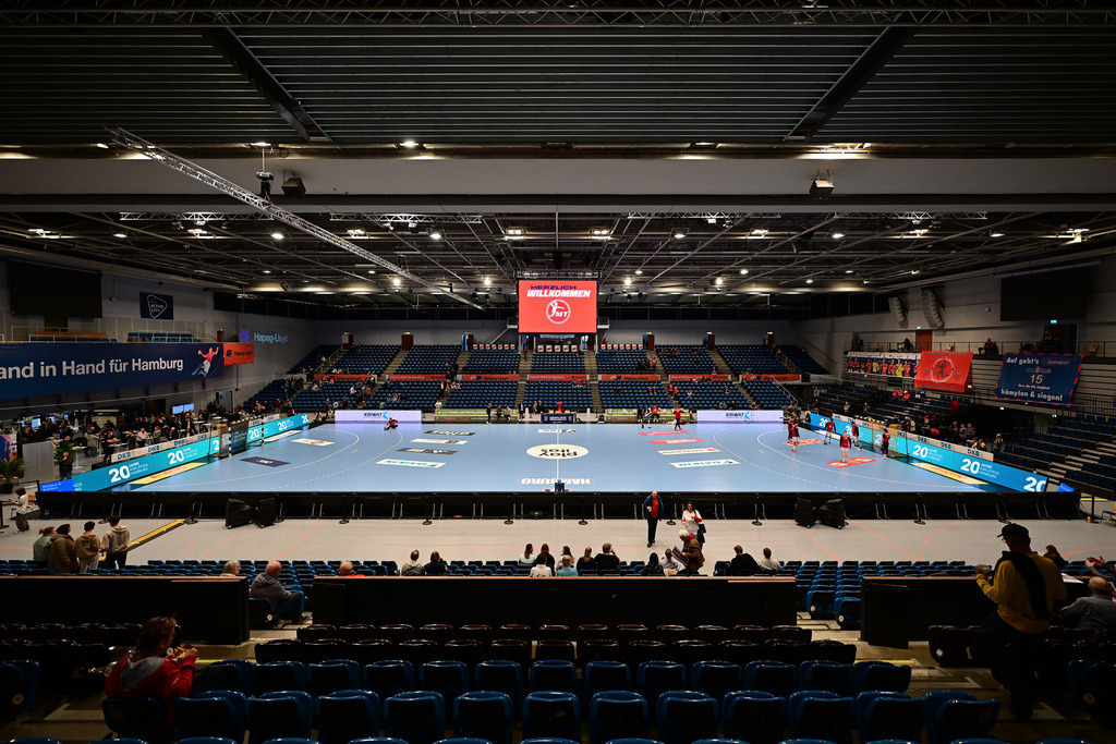 Handball I Herren I Saison 2024-2025 I Bundesliga I 23. Spieltag I HSV Hamburg - MT Melsungen | Sporthalle Hamburg, Alsterdorfer Sporthalle,  - Realisiert mit Pictrs.com