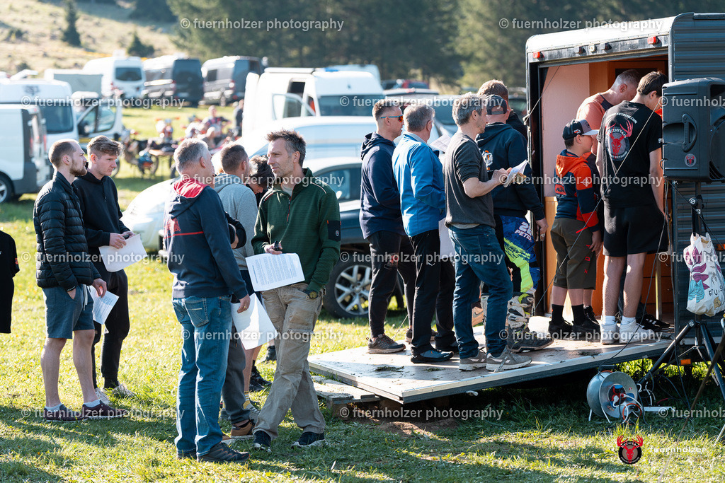 fuernholzer_250501-C2-17 | Fotografische Impressionen von der Red Stag Enduro Extreme by fuernholzer-photography.com. Endurosport in Österreich fotografisch festgehalten von fuernholzer. Auftragsfotografie für Private, Gewerbefotos und Industriefotografie. Eventfotografie, Sportfotografie und Motorsportfotografie. Anbieter von Fotoworkshops, Fototraining, fotografischen Vorträgen und Fotoseminaren.