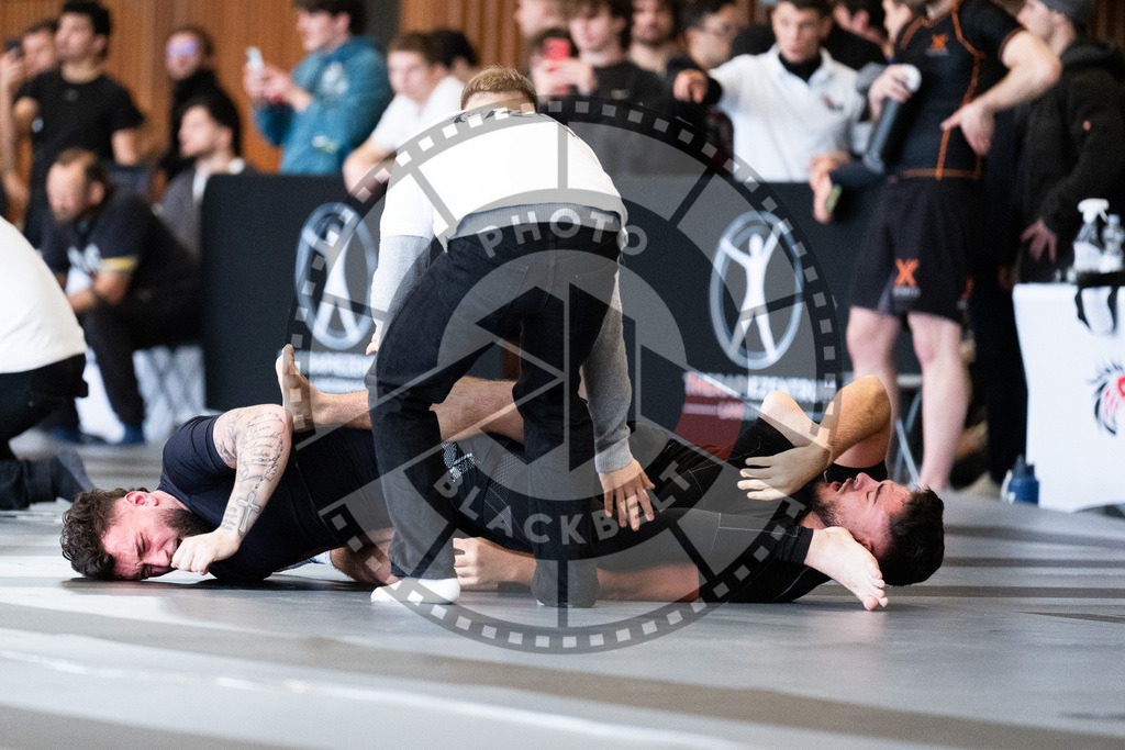 20251129PBB6317 | Fighters compete during the luta livre competition ILLCS XI winter edition on November 29, 2025 in Hannover, Germany.