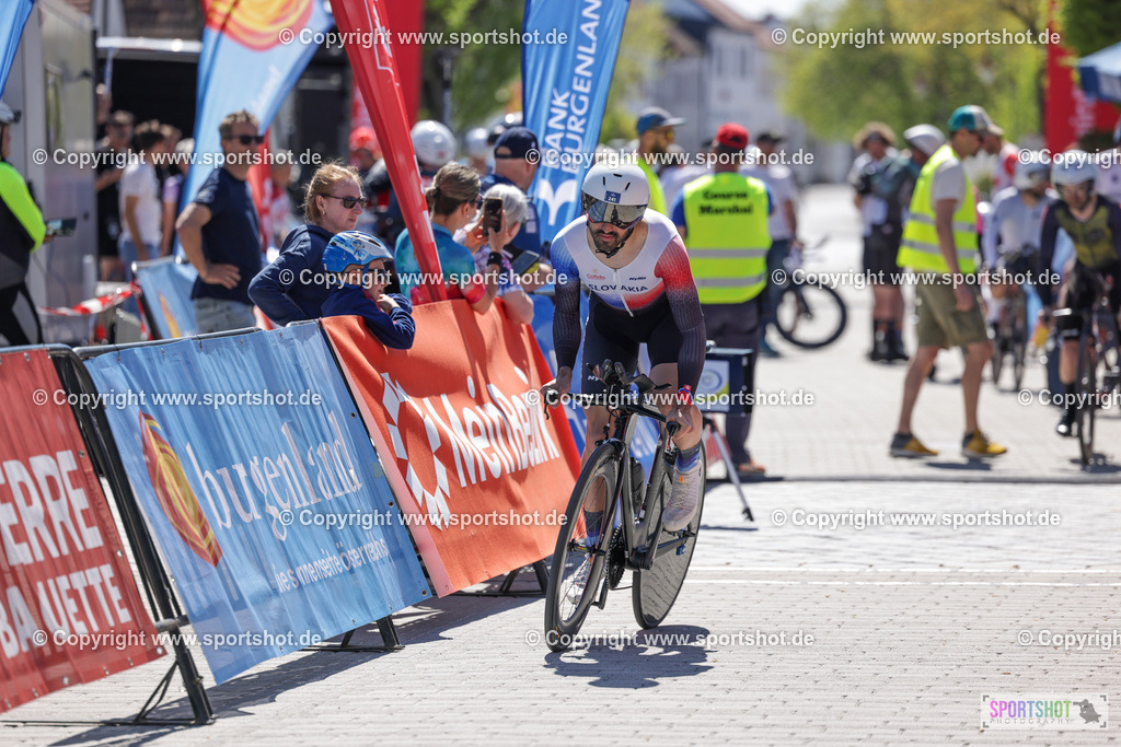 VJ__4830 | Neusiedlersee Radmarathon 2026@sportshot_your_pictrs #yourpictures#roadtowm2029 #nrm #neusiedlerseeradmarathon #neusiedlersee #neusiedlerseetourismus #burgenland #mörbisch #nrm26 #burgenlandtourismus #voglundco #poweredbyburgenlandtourismus #radsport #rad #marathon #ucigranfondo #visitburgenland #ucigranfondoworldseries