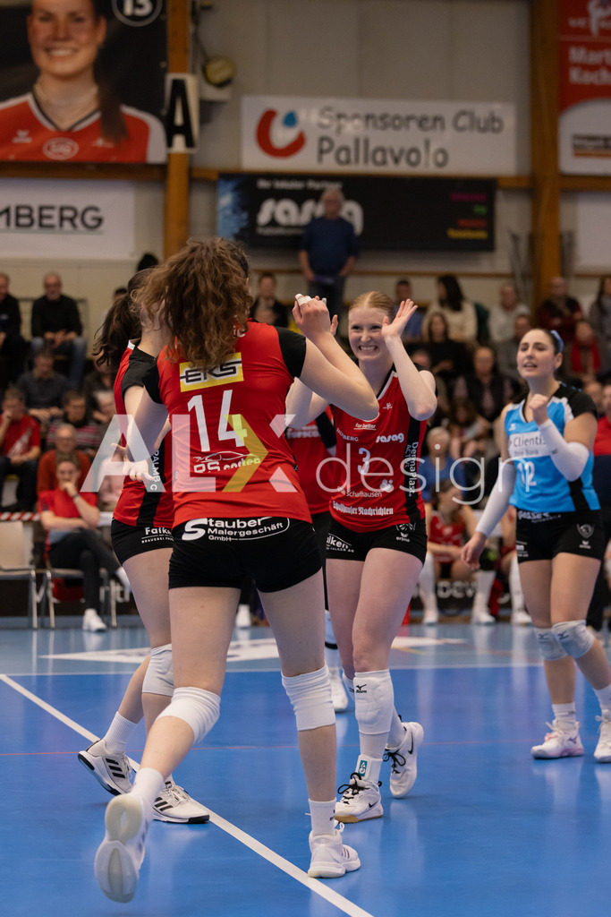 Volleyball I Frauen I Saison 2025-2026 I Volleyball NLA | Women I 1/4 Finals I VC Kanti Schaffhausen - BIWI Volleyball Franches-Montagnes I 21.02.2026 | 3 Sydney Cole (USA) (VC Kanti Schaffhausen) – Pass / Zuspiel - Realisiert mit Pictrs.com