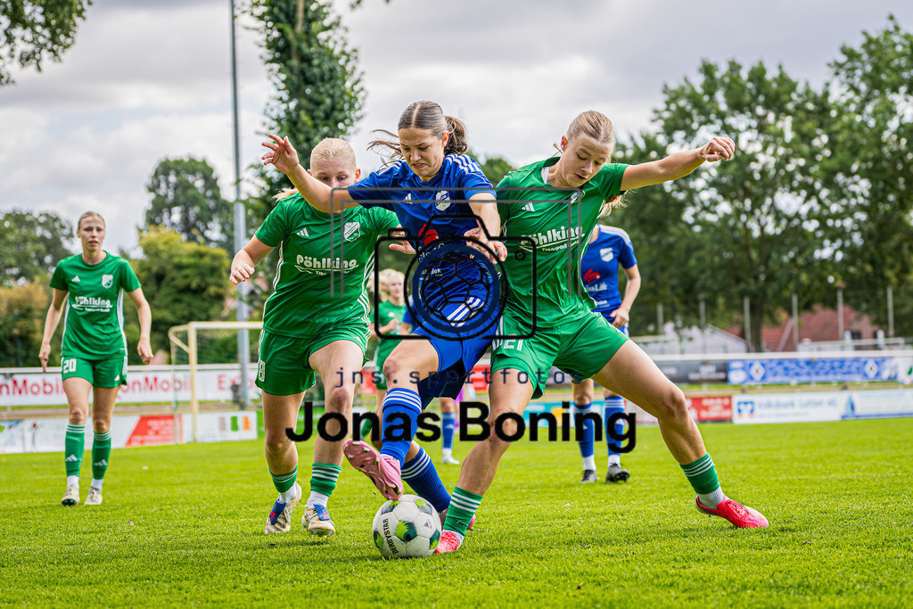 Fußball I Frauen I Saison 2026-2027 I Oberliga Niedersachsen I 1. Spieltag I TuS Lutten - BW Hollage I 53189 | jns.sportfotos - Realisiert mit Pictrs.com