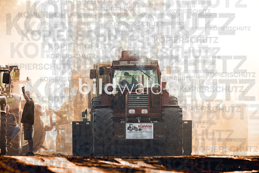 Trecker Treck Hohenhorn 2025 Pulling Party (1751 von 2105) | BILDWALD - eine Auswahl an Bildern von Thomas Perrotton zum bestellen und genießen. Alle Bilder von Thomas Perrotton - Alle Bilder mit einer SONY Kamera gemacht - SONY TAMRON SIGMA PHOTOSHOP LIGHTROOM BILDWALD Online kaufen Bilderwald Wandbilder - Realisiert mit Pictrs.com