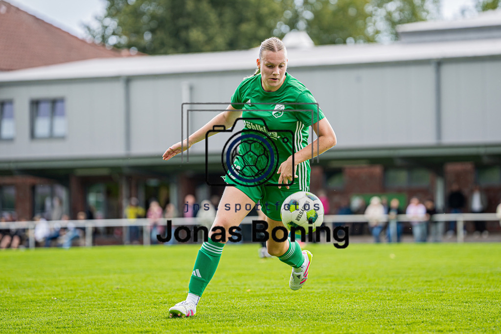 Fußball I Frauen I Saison 2026-2027 I Oberliga Niedersachsen I 1. Spieltag I TuS Lutten - BW Hollage I 53856 | jns.sportfotos - Realisiert mit Pictrs.com