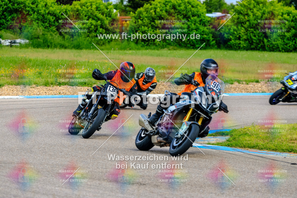 MotoTeam-9061 | Hier findet Ihr Bilder von Touristenfahrten auf der Nürburgring Nordschleife oder von anderen Veranstaltungen die ich besucht habe. Viel Spass beim Durch Schauen 