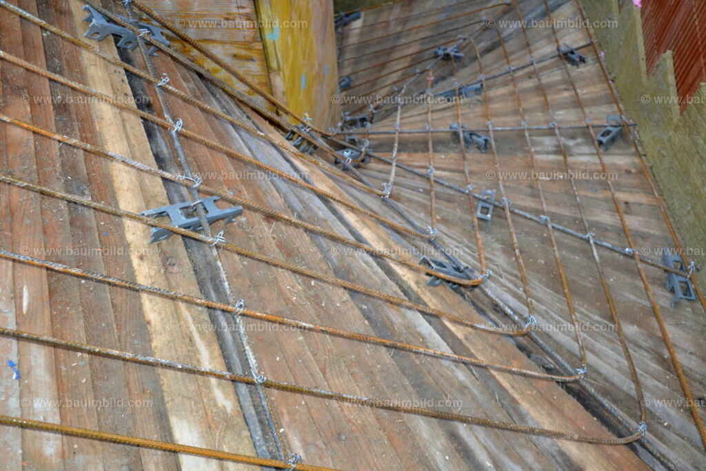 bib-lg04-betonarbeiten-treppen-0713 | Nach LV-Leistungsgruppen sortierte Detailfotos über den Bau eines Hauses. Alle Hausbau-Bilder direkt vom Urheber und Autor der Website Haus-Selber-Bauen.com