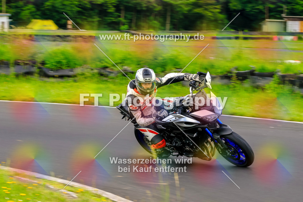 VBK-7587 | Hier findet Ihr Bilder von Touristenfahrten auf der Nürburgring Nordschleife oder von anderen Veranstaltungen die ich besucht habe. Viel Spass beim Durch Schauen 