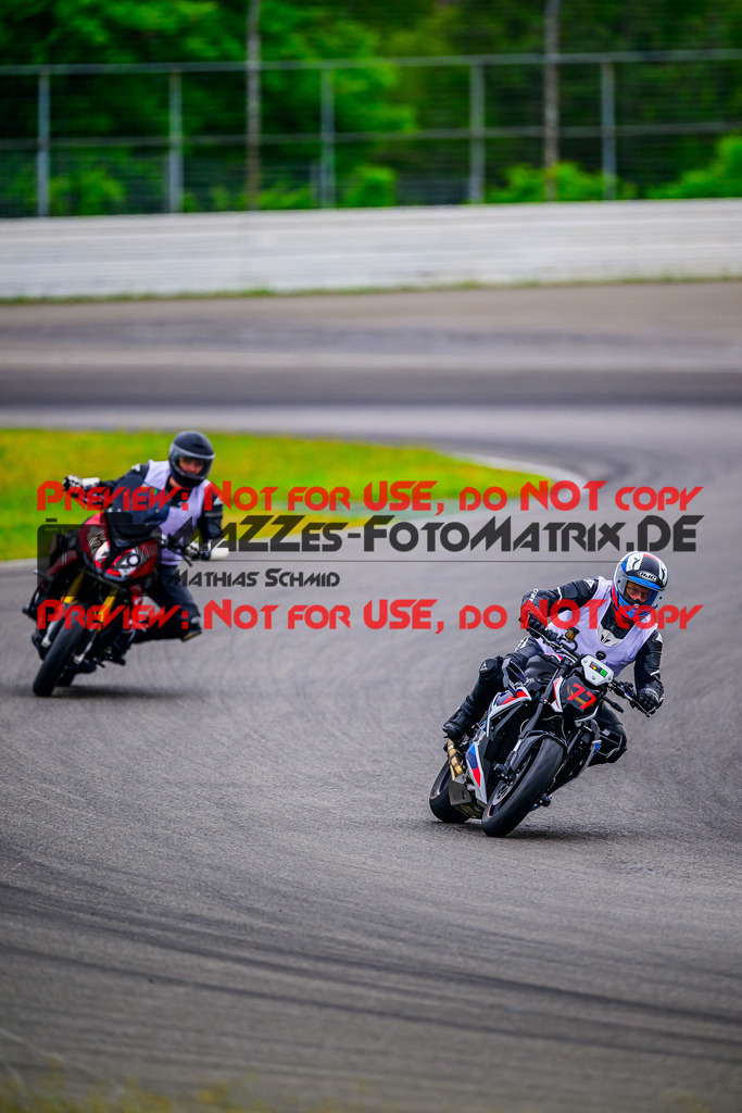 MaZZes_FotoMatrix_240614_6007705_3506 | INST