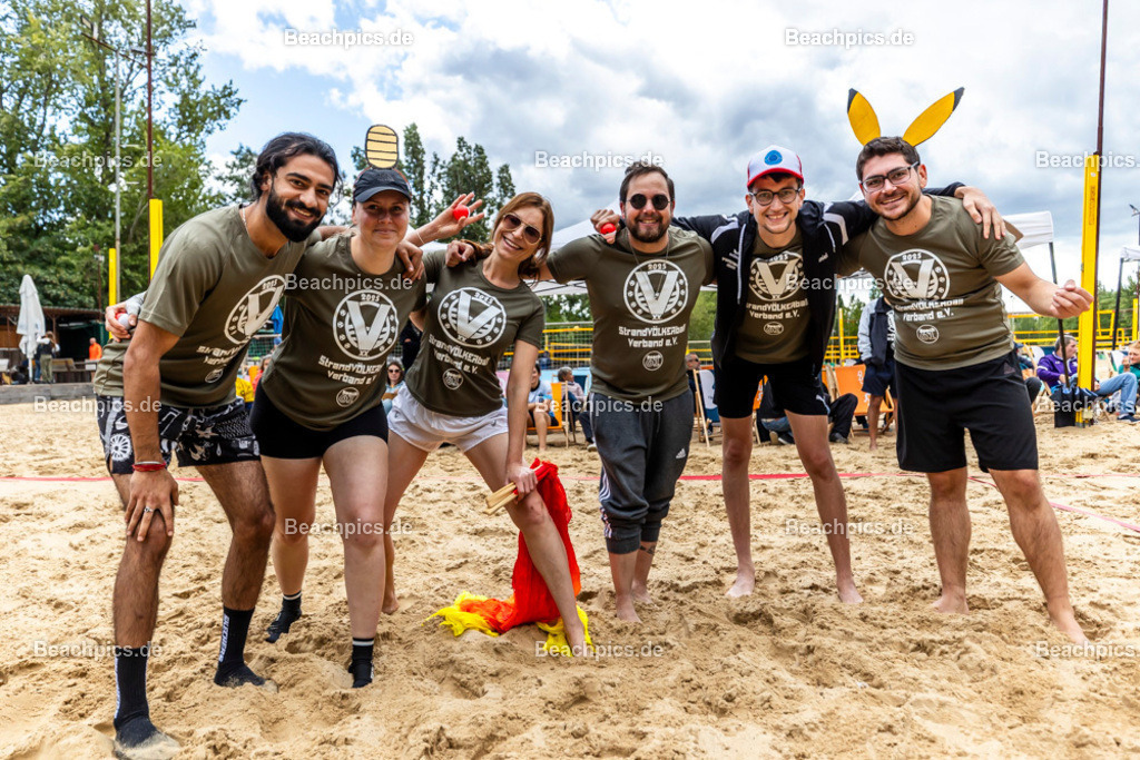2025-200079645-Strandvölkerball-WM_1 |  23.08.2025; Berlin Foto: Gerold Rebsch - www.beachpics.de