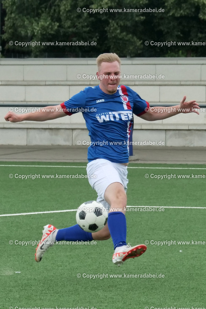 Fußball : SuS 09 Dinslaken 3 - SGP Oberlohberg 2 am 14.07.2024 | Testspiel Fußball : SuS 09 Dinslaken 3 - SGP Oberlohberg 2 am 14.07.2024 - Realisiert mit Pictrs.com