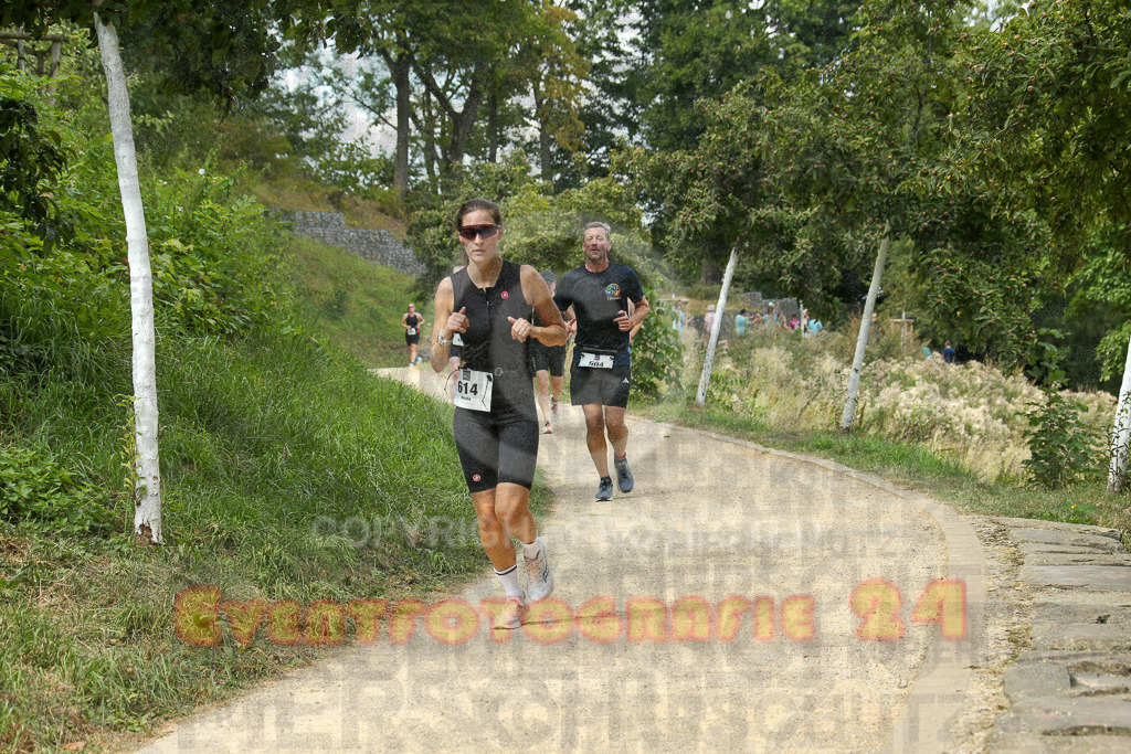 250824_1416_EX1_5618 | Sportfotografie im Rhein-Sieg Kreis, Köln, Bonn, NRW, Rheinland Pfalz, Hessen, etc. Unser Tätigkeitsfeld umfasst den Laufsport vom Volkslauf über den Marathon, Duathlon, Triathon bis zum Ultralauf wie Kölnpfad Ultra oder Schindertrail.