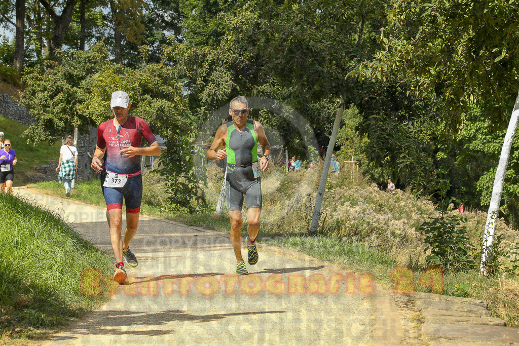 250824_1336_EX1_2968 | Sportfotografie im Rhein-Sieg Kreis, Köln, Bonn, NRW, Rheinland Pfalz, Hessen, etc. Unser Tätigkeitsfeld umfasst den Laufsport vom Volkslauf über den Marathon, Duathlon, Triathon bis zum Ultralauf wie Kölnpfad Ultra oder Schindertrail.