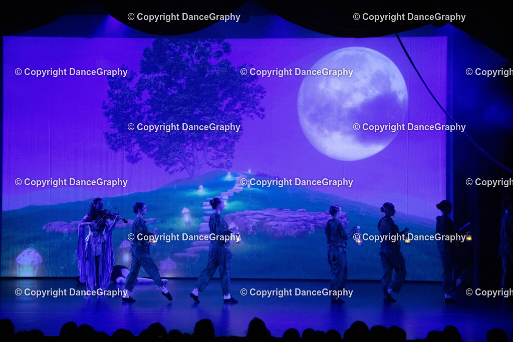 GPHY1477 | DanceGraphy - Realisiert mit Pictrs.com