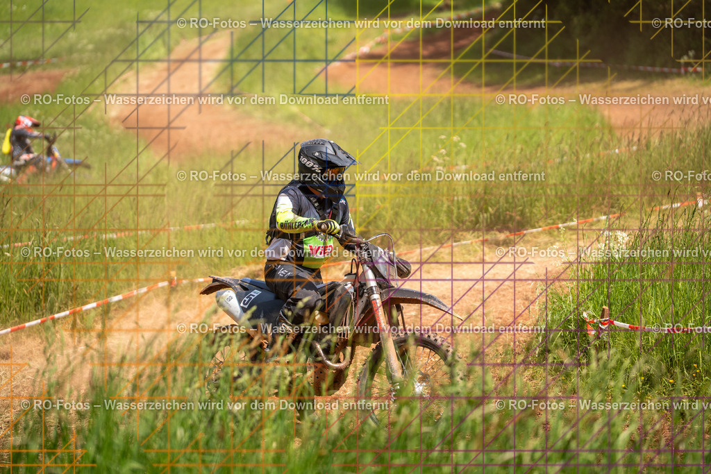 Wolfshausen 5 Lauf -481 | Sportfotografie von RO-Fotos: Motorsport, Motocross, Enduro, Laufveranstaltungen und Triathlon. Professionelle Fotos von Sportlern und Events. - Realisiert mit Pictrs.com