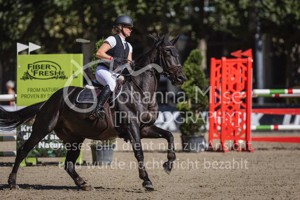 230909_OWLCh_Amateur-M-814 | Deine schönsten Turniermomente als professionelle Fotos! Entdecke hochwertige Pferdesport-Fotografie im Online-Shop. Jetzt Fotos finden & bestellen!