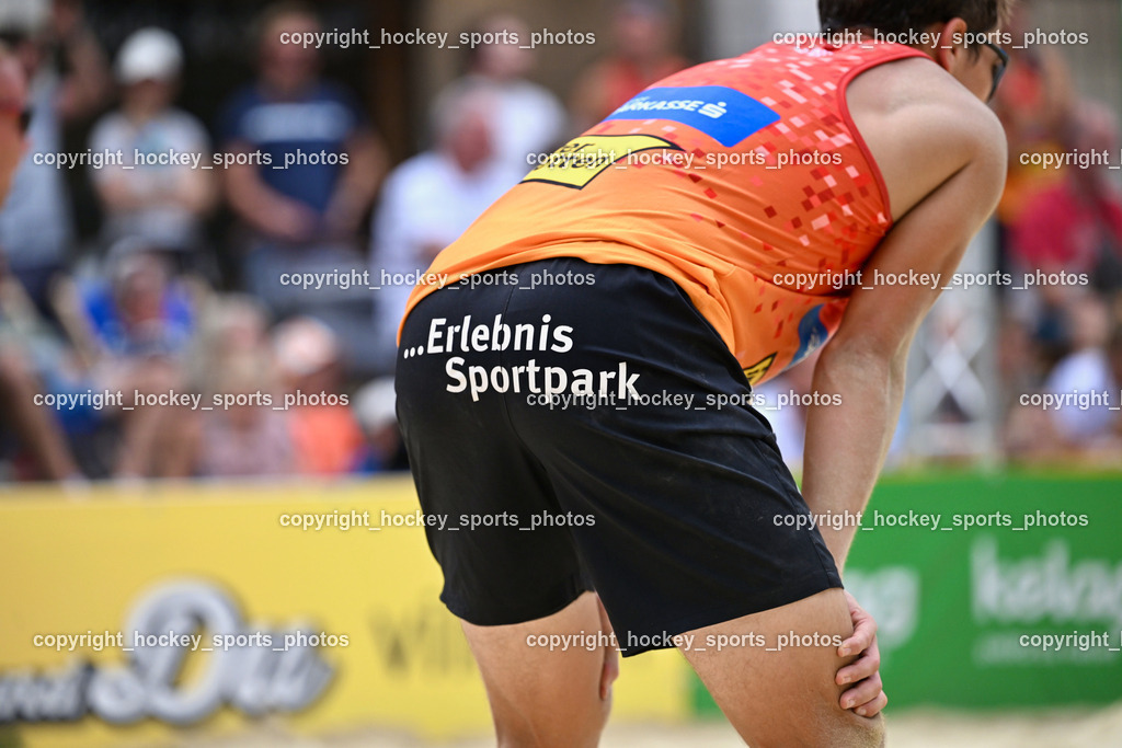Beachvolleyball Villach Rathausplatz 2025 | MISCHKULNIG Ronny, Erlebnis Sportpark, Beachvolleyball Villach Rathausplatz 2025, Beachvolleyball Villach Rathausplatz am 17.08.2025 in Villach (Rathausplatz), Austria, (Photo by Bernd Stefan)