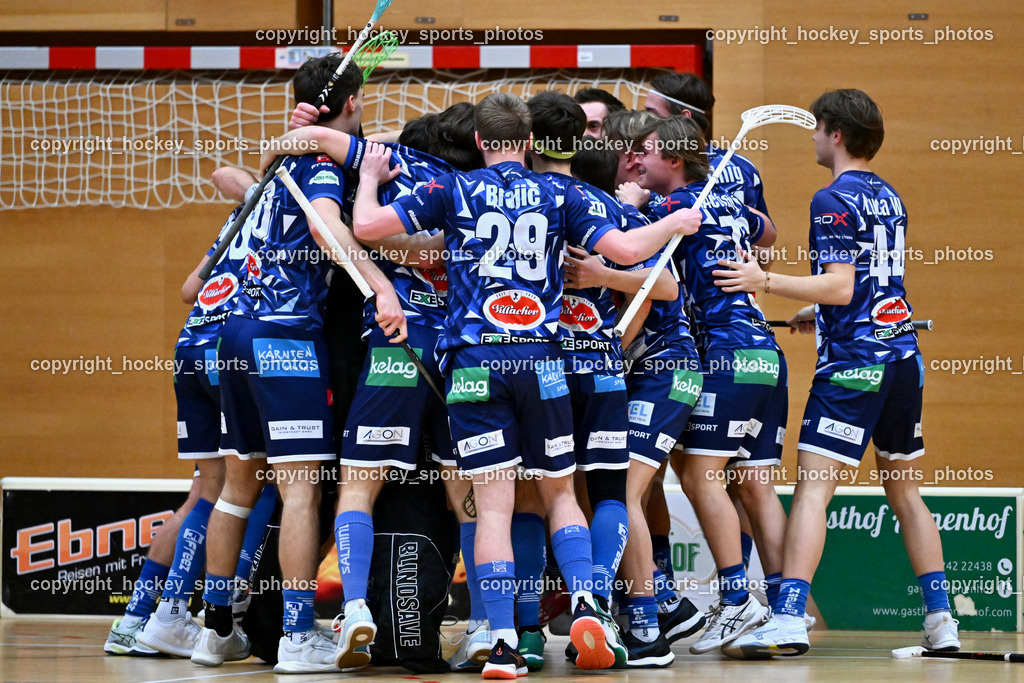 VSV Unihockey  vs. FBK Loka  | Jubel VSV Unihockey Mannschaft, VSV Unihockey  vs. FBK Loka , VSV Unihockey  vs. FBK Loka  am 25.01.2026 in Villach (Ballspielhalle St. Martin), Austria, (Photo by Bernd Stefan)