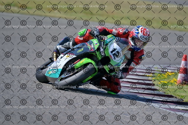 26BT02-0341 | markuskiefer.com - Realisiert mit Pictrs.com