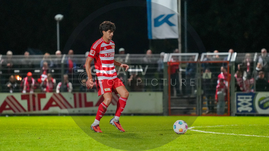 Fußball, Herren, Saison 2025/2026, Testspiel, Freundschaftsspiel, FSV 63 Luckenwalde vs. 1.FC Union Berlin, Mittwoch 08.10.2025, Werner-Seelenbinder-Stadion Luckenwalde, | Fußball, Herren, Saison 2025/2026, Testspiel, Freundschaftsspiel, FSV 63 Luckenwalde vs. 1.FC Union Berlin, Mittwoch 08.10.2025, Werner-Seelenbinder-Stadion Luckenwalde, Im Bild: Diogo Leite (Union) - Realisiert mit Pictrs.com