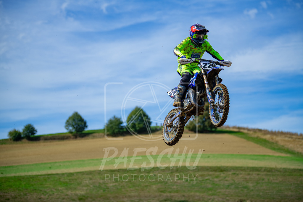 85 (171) | Paeschuphoto Shop - Wer nicht sucht der auch nicht findet.Ob Motocrossbilder oder von einem besuchtem Spiel, Hauptsache Action. - Realisiert mit Pictrs.com