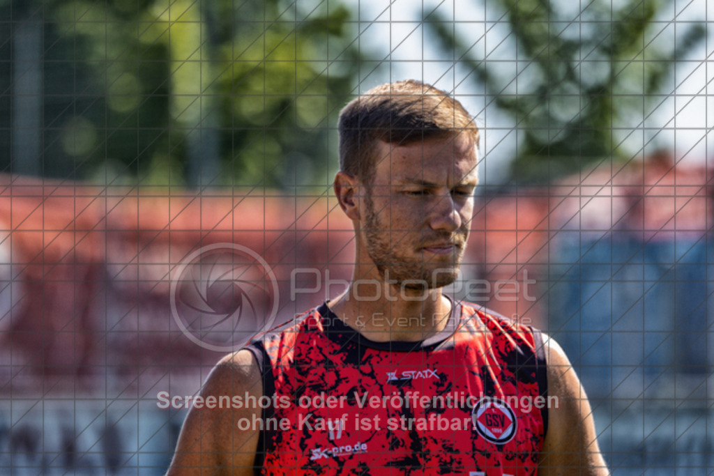 20250629_103009_0089-Bearbeitet | #,1.Göppinger SV, Fussball, Oberliga BW - Trainingsauftakt, Saison 2025/2026, Rasensportplatz Stadion SV Göppingen, Hohenstaufenstr. 116, 73033 Göppingen, 29.06.2025 - 10:30 Uhr,Foto: PhotoPeet-Sportfotografie/Peter Harich