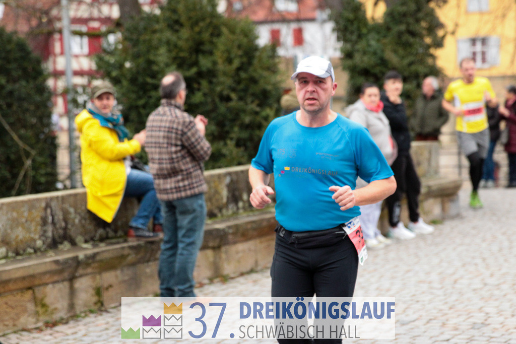 VR Bank Hauptlauf 10000m | 3 Koenigslauf 2023 - Realisiert mit Pictrs.com