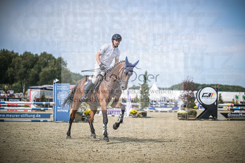 DOS_4106 | Entdecke hochwertige Reitturnierfotos von Foto Oger. Professionell, emotional und authentisch – jetzt Lieblingsmomente im Shop bestellen.Deutschlandweite Turnierfotografie. - Realisiert mit Pictrs.com