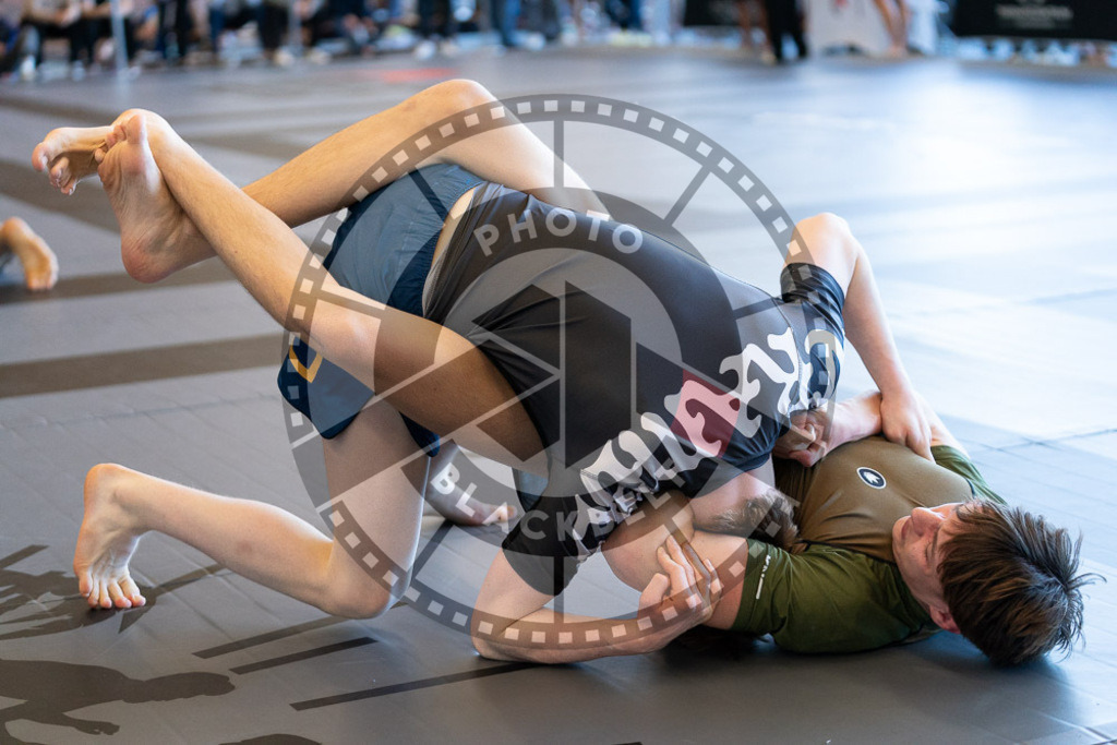 20250329PBB3430 | Fighters compete during the International Luta Livre (ILLCS) Germany IX Spring 2025 Competition spring on March 29, 2025 in Hannover, Germany.© Chiara Dazi