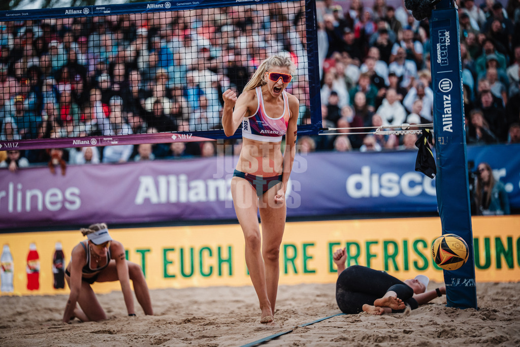 Beachvolleyball | Frauen | Allianz German Beach Tour 2025 | Tourstop Berlin | 24.08.2025 | Nele Barber jubelt