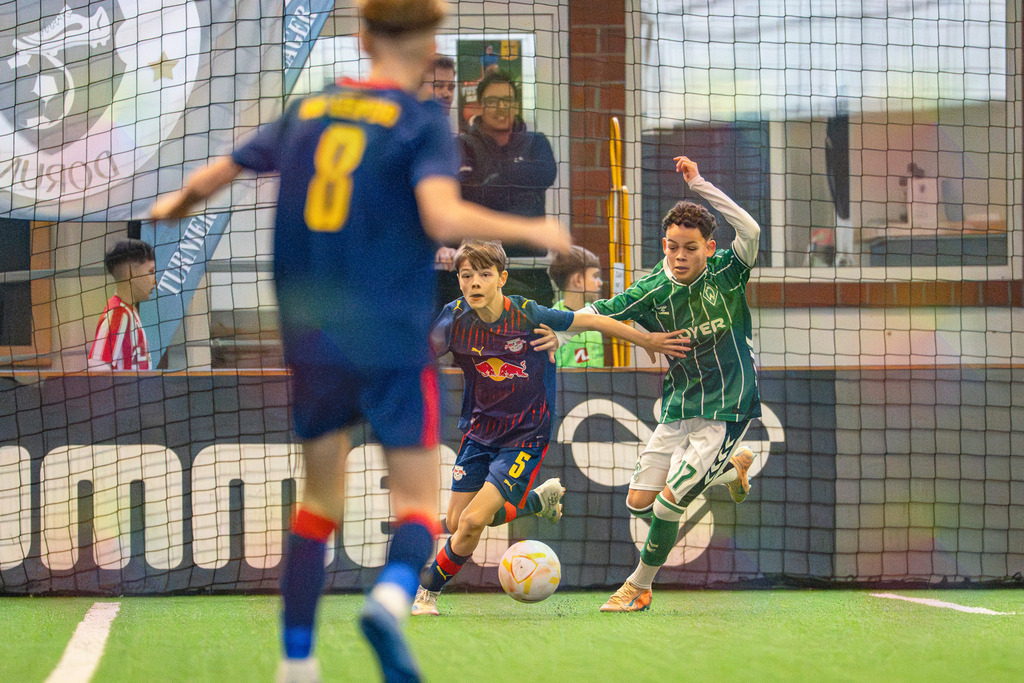 blr.pics-174 | Professionelle Fußball- und Sportfotografie. Spielbilder online ansehen und kaufen – Einzelbilder oder komplette Galerien in hoher Qualität. - Realisiert mit Pictrs.com