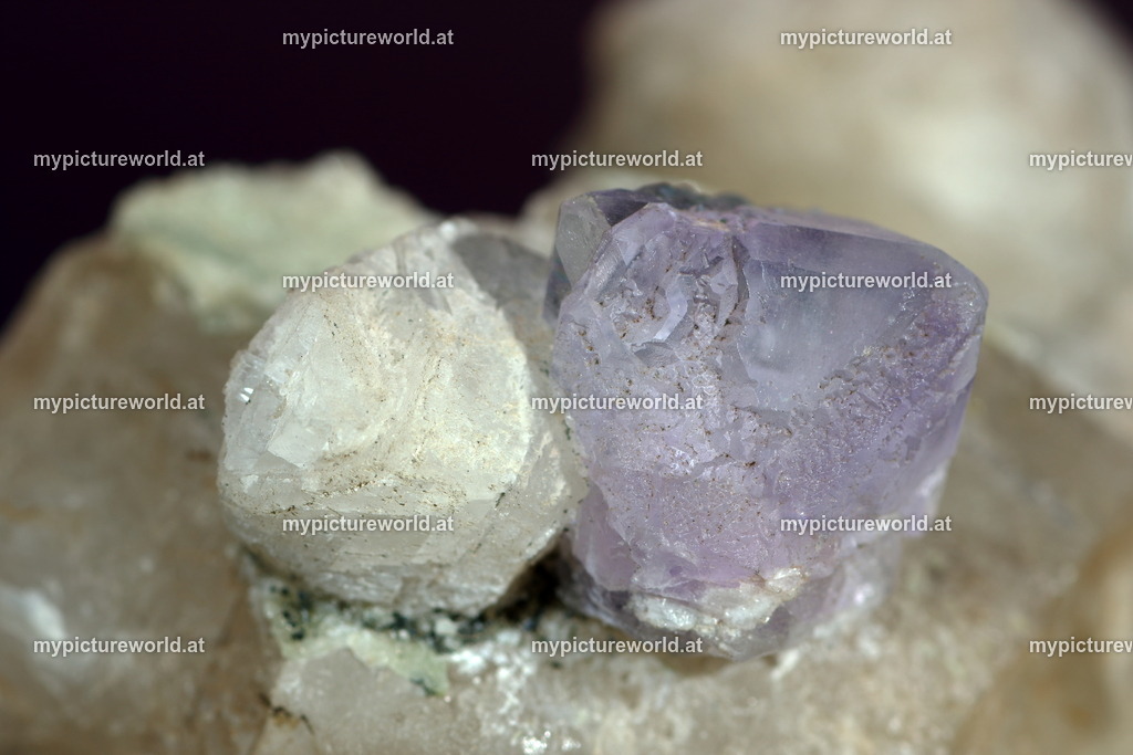 Fluorit-003 | Das Bilderarchiv über Tiere, Planzen und Landschaften. In der Bilddatenbank finden Sie ein große Auswahl an hochwertigen Bilder für Ihre Werbung - Realisiert mit Pictrs.com