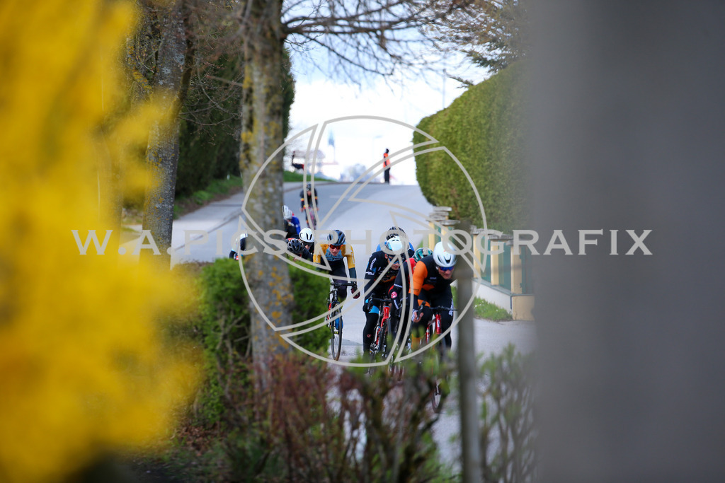 ..... | LEONDING,AUSTRIA,24.März.24 - 63.Radsaisoneröffnungsrennen Leonding Road Cycling League , Image shows: 
Photo: WAPICS / Andreas Willdoner